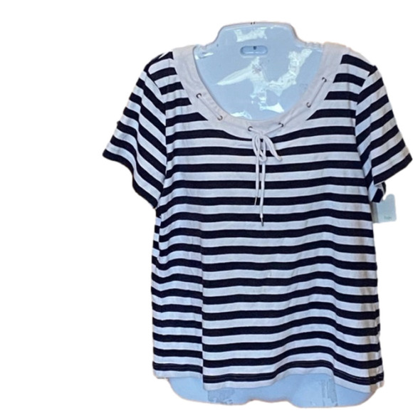 𝅺SAG Harbor scoop neck T. Nautical theme just perfect for summertime fun - Picture 1 of 3
